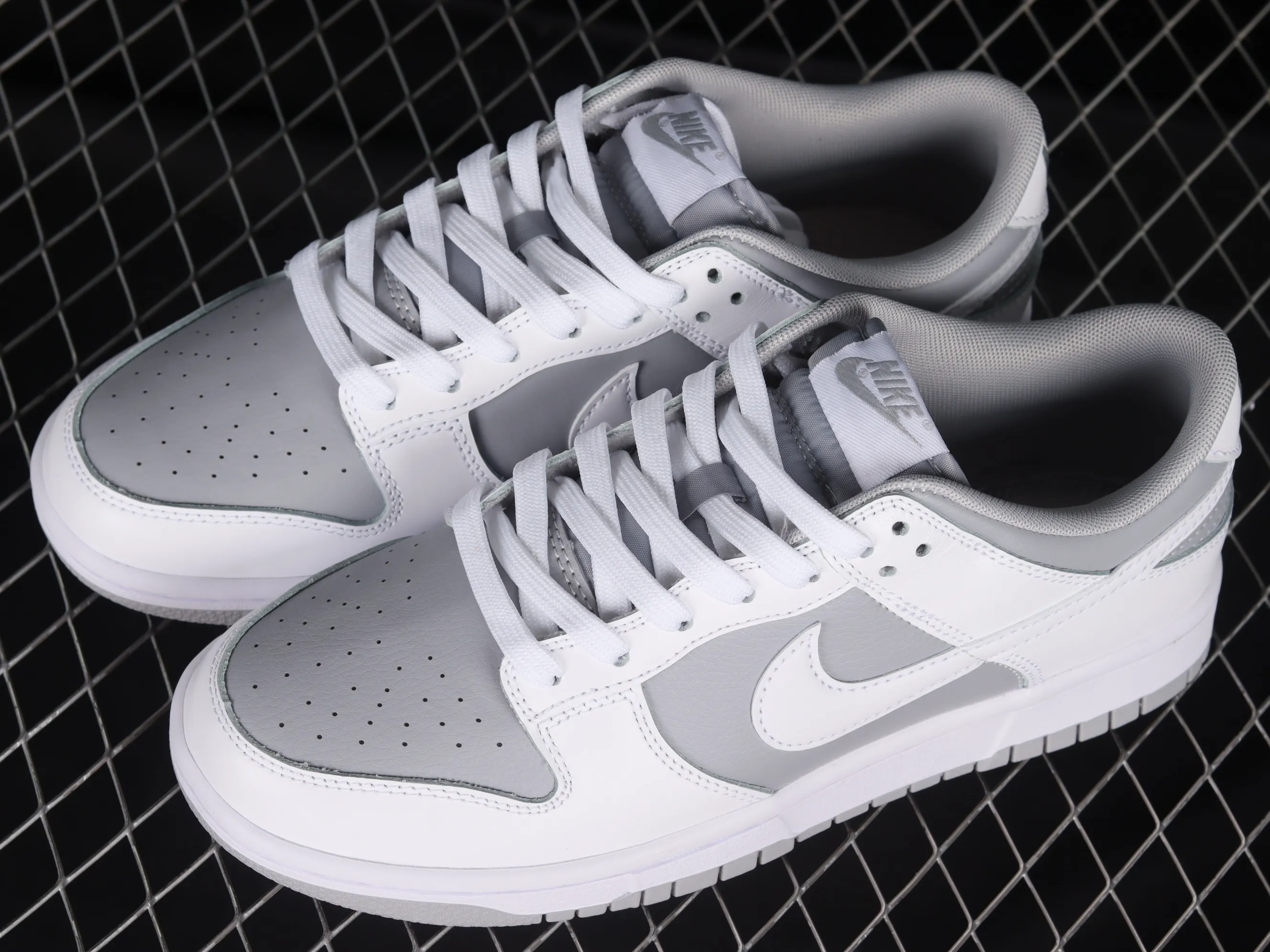 All categories Nk SB Dunk series Nk SB Dunk Low low-top sneakers F version Nk SB Dunk Low cool gray SB low-top sports and leisure sneakers DJ6188-003